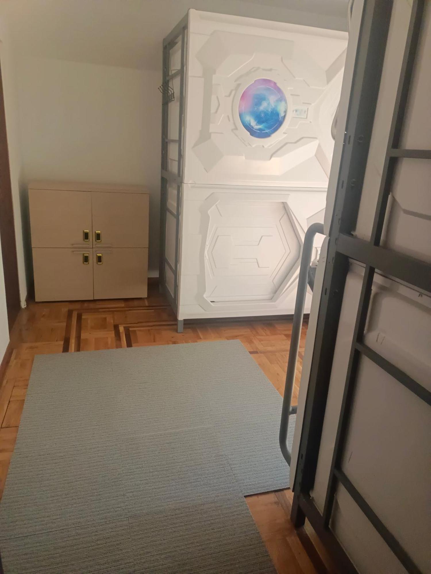 בלגרד Panda Victor Space Capsule Hostel-Neo Nomad מראה חיצוני תמונה