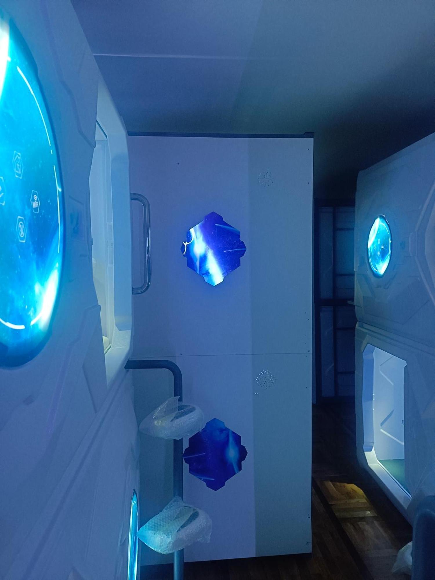 בלגרד Panda Victor Space Capsule Hostel-Neo Nomad מראה חיצוני תמונה